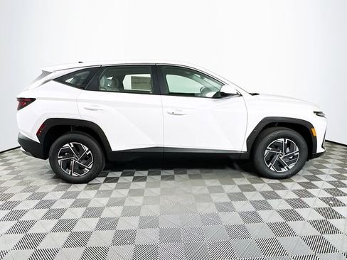 New 2026 Hyundai Tucson Blue SE AWD/4WD image 9