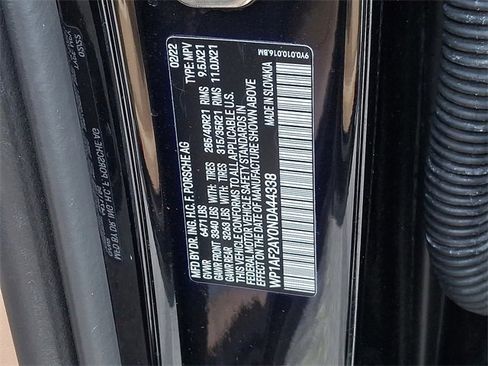 Used 2022 Porsche Cayenne Turbo image 32