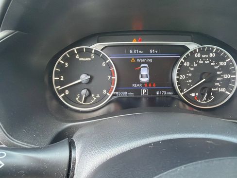 Certified 2023 Nissan Altima 2.5 SR w/ SR Premium Package FWD image 8