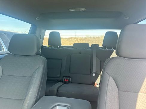 Used 2025 GMC Sierra 1500 Elevation image 36