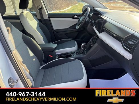 Used 2025 Volkswagen Taos S image 28