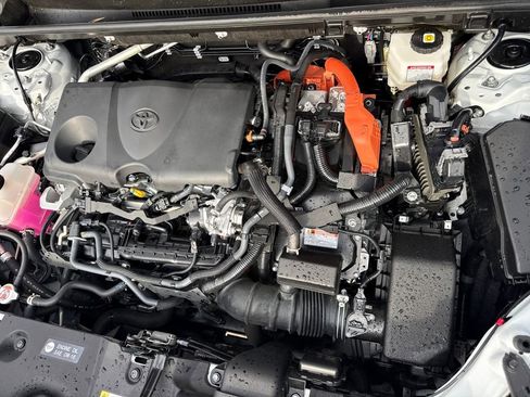 Used 2025 Toyota RAV4 Limited image 28