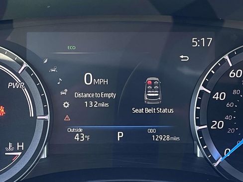 Used 2023 Toyota Highlander XLE image 15