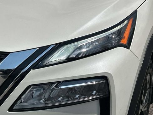 Used 2022 Nissan Rogue SV AWD/4WD image 8