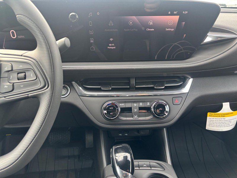 New 2026 Buick Envista Preferred w/ Advanced Safety Package FWD image 9