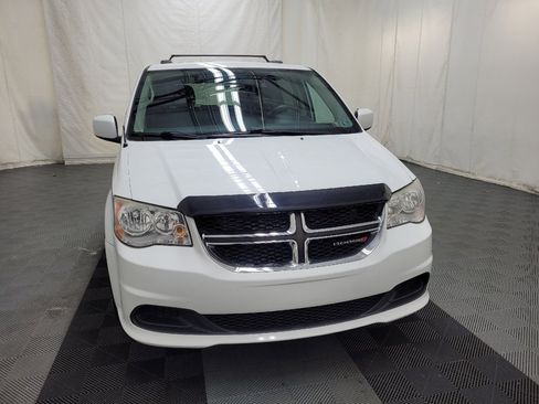 Used 2015 Dodge Grand Caravan SXT FWD image 14