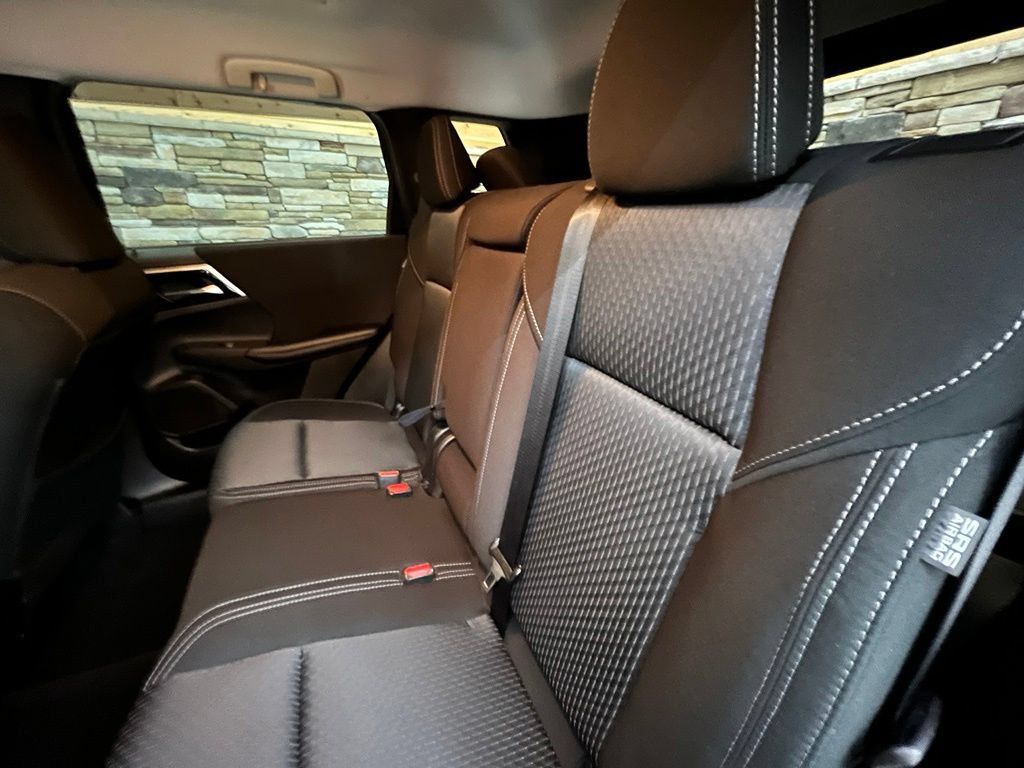 Used 2022 Mitsubishi Outlander ES AWD/4WD image 44