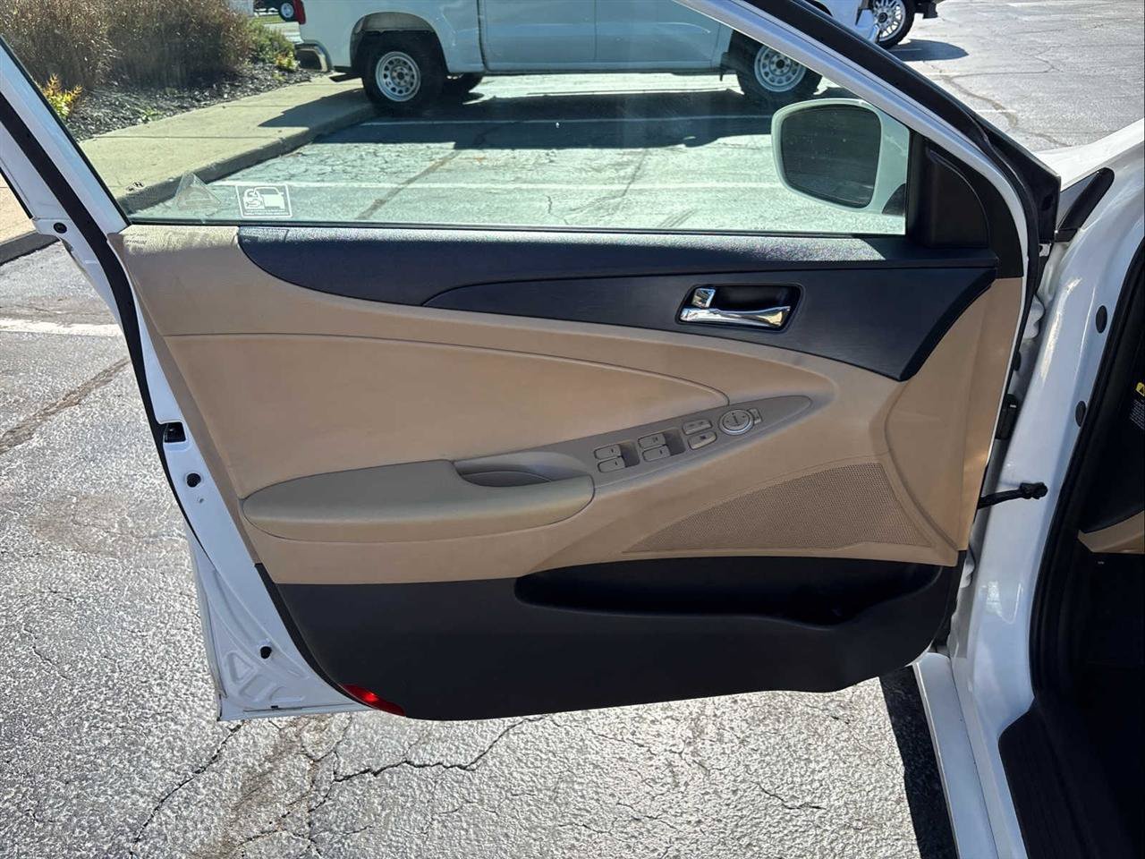 Used 2013 Hyundai Sonata GLS w/ Popular Equipment Pkg FWD image 9