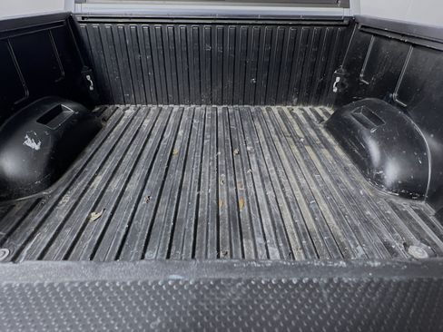 Used 2024 Toyota Tundra Limited AWD/4WD image 34