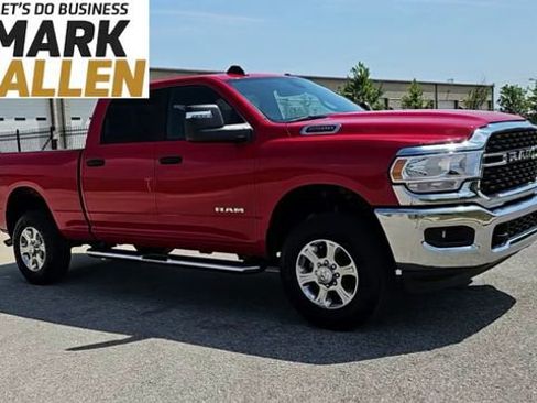 Used 2024 RAM 2500 Big Horn w/ Bed Utility Group AWD/4WD image 2