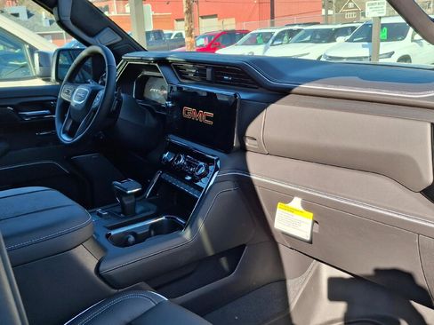 New 2026 GMC Sierra 1500 AT4X AWD/4WD image 11