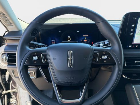 Used 2025 Lincoln Aviator Reserve w/ Equipment Group 201A image 51
