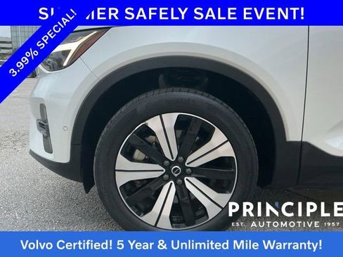 Certified 2023 Volvo C40 P8 Recharge Plus AWD/4WD image 10