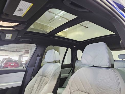 New 2026 BMW X5 M60i image 24