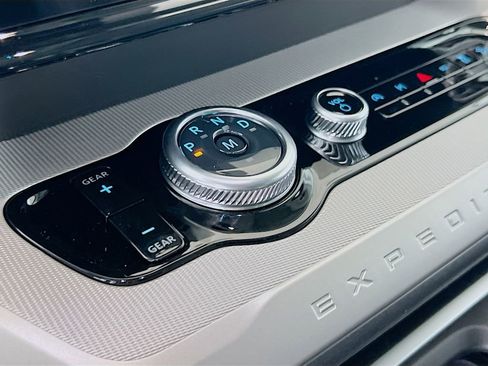 New 2026 Ford Expedition Max Active image 10