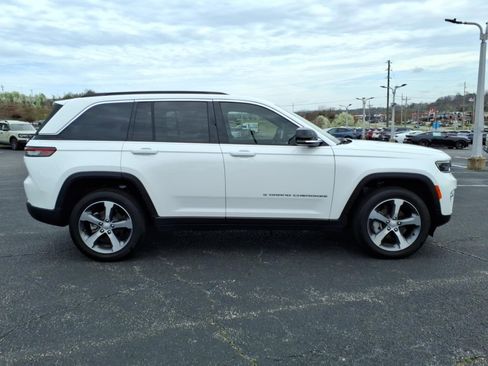 Used 2024 Jeep Grand Cherokee Limited w/ Trailer Tow Package image 10