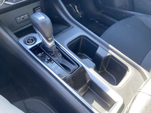 Used 2021 Nissan Sentra SV image 16