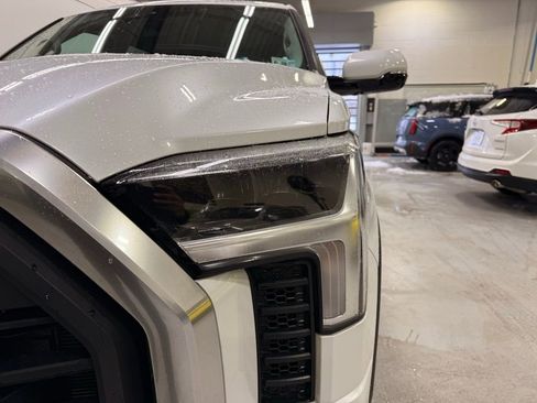 Used 2023 Toyota Tundra Limited image 9