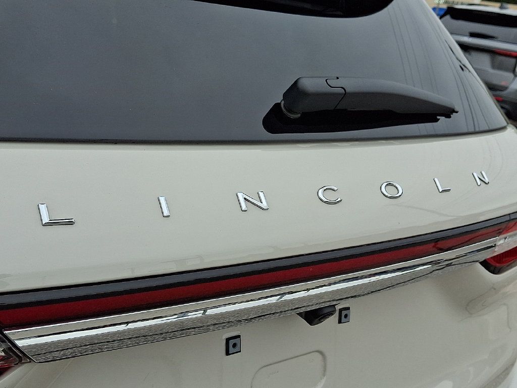 Used 2023 Lincoln Corsair Reserve w/ Equipment Group 202A AWD/4WD image 30
