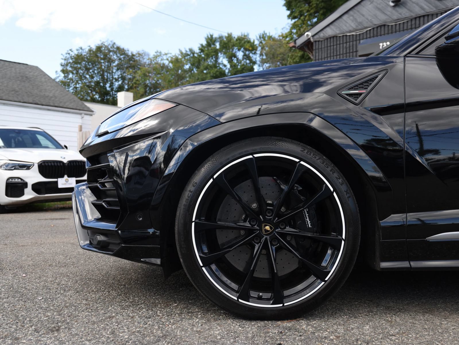 Used 2021 Lamborghini Urus AWD/4WD image 12