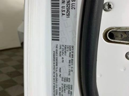 Used 2022 RAM 1500 Classic SLT w/ Electronics Group AWD/4WD image 36