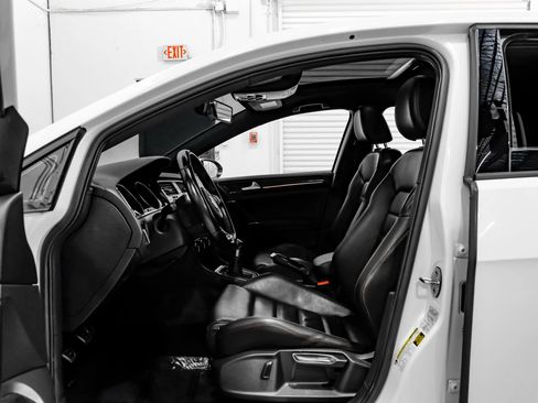 Used 2019 Volkswagen GTI Rabbit Edition FWD image 21