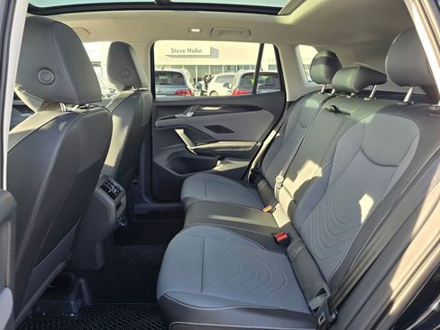 New 2026 Volkswagen Tiguan SE AWD/4WD image 16