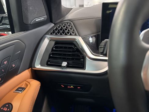 Used 2026 BMW X5 xDrive40i AWD/4WD image 40