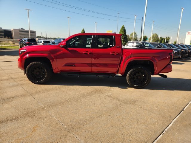 Certified 2026 Toyota Tacoma SR5 AWD/4WD image 4
