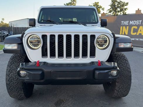 Used 2021 Jeep Gladiator Rubicon w/ Trailer Tow Package AWD/4WD image 11