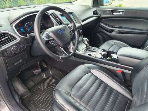Used 2016 Ford Edge SEL w/ Equipment Group 201A AWD/4WD image 9
