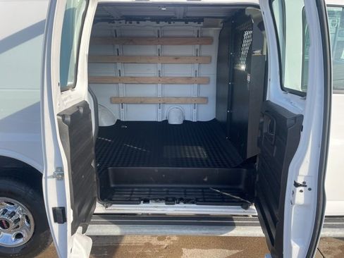 Used 2023 GMC Savana 2500 Work Van image 15