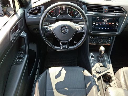 Used 2021 Volkswagen Tiguan SE R-Line w/ 2-Row Tiguan MDO Package AWD/4WD image 12
