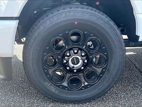 New 2026 Ford F250 Lariat w/ Black Appearance Package AWD/4WD image 12