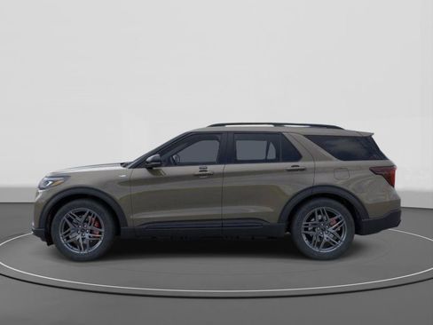 New 2026 Ford Explorer ST-Line RWD image 3