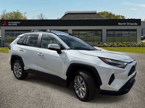 Used 2025 Toyota RAV4 XLE Premium FWD image 7