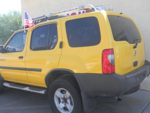 Used 2004 Nissan Xterra XE image 8