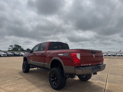 Used 2016 Nissan Titan PRO-4X AWD/4WD image 18