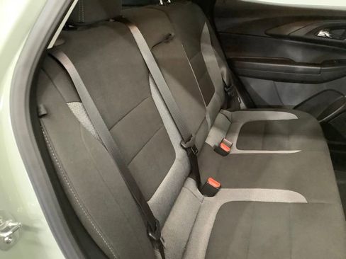 Used 2025 Chevrolet TrailBlazer LT w/ Convenience Package FWD image 31