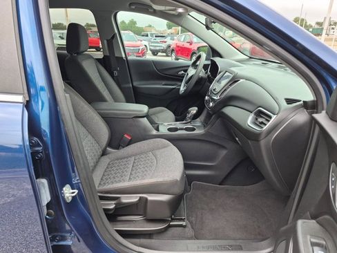 Used 2022 Chevrolet Equinox LT FWD image 21