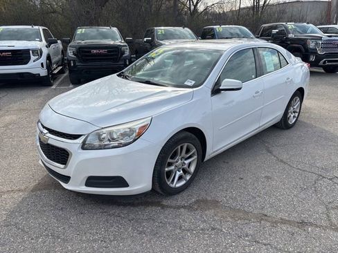 Used 2015 Chevrolet Malibu LT w/ Power Convenience Package image 10