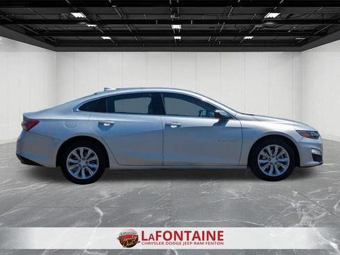 Used 2022 Chevrolet Malibu LT FWD image 6