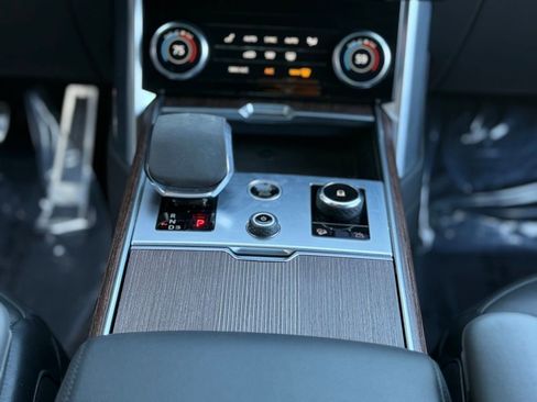 Used 2023 Land Rover Range Rover Autobiography AWD/4WD image 46