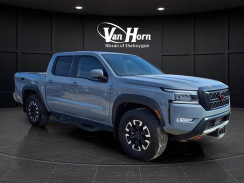 Used 2024 Nissan Frontier PRO-4X w/ Off-Road Protection Package image 1