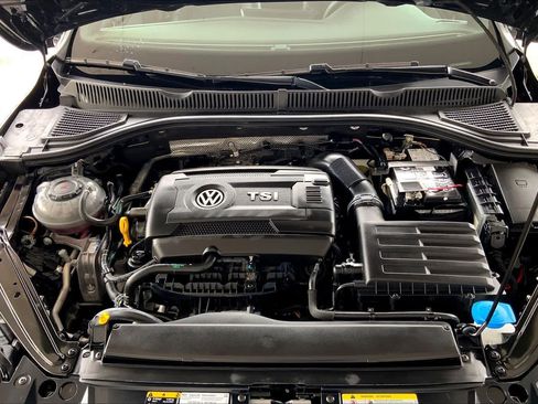 Used 2025 Volkswagen Jetta GLI Autobahn FWD image 32
