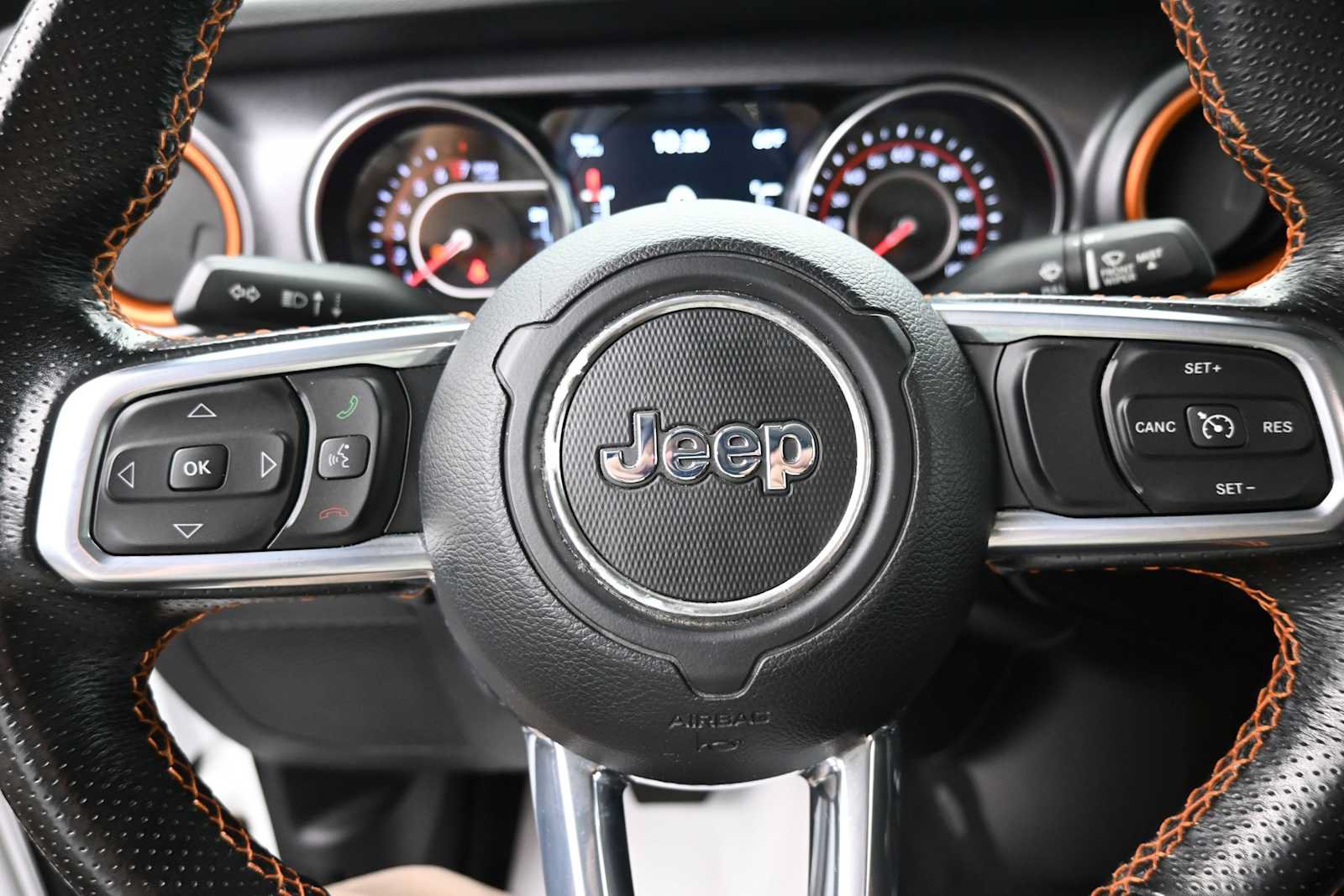 Used 2021 Jeep Gladiator Mojave AWD/4WD image 6