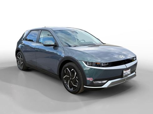 Certified 2024 Hyundai Ioniq 5 SEL image 7