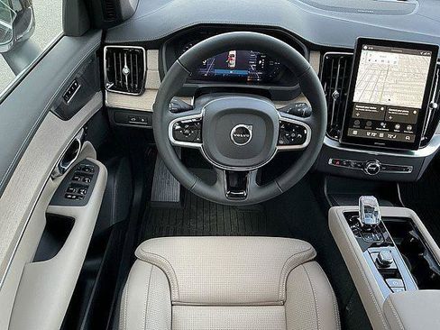 New 2026 Volvo XC90 T8 Ultra w/ Protection Package Premier AWD/4WD image 5