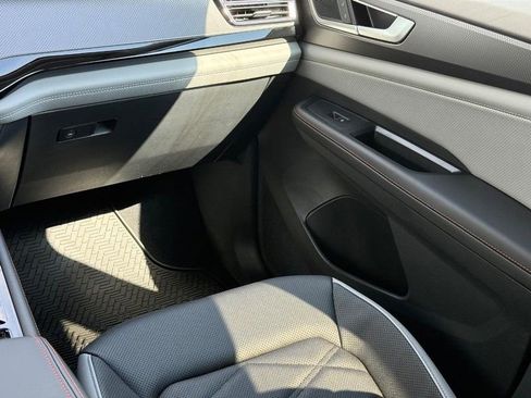 New 2026 Volkswagen Atlas Peak Edition AWD/4WD image 10