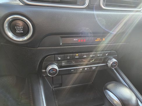 Used 2023 MAZDA CX-5 Carbon Edition image 23